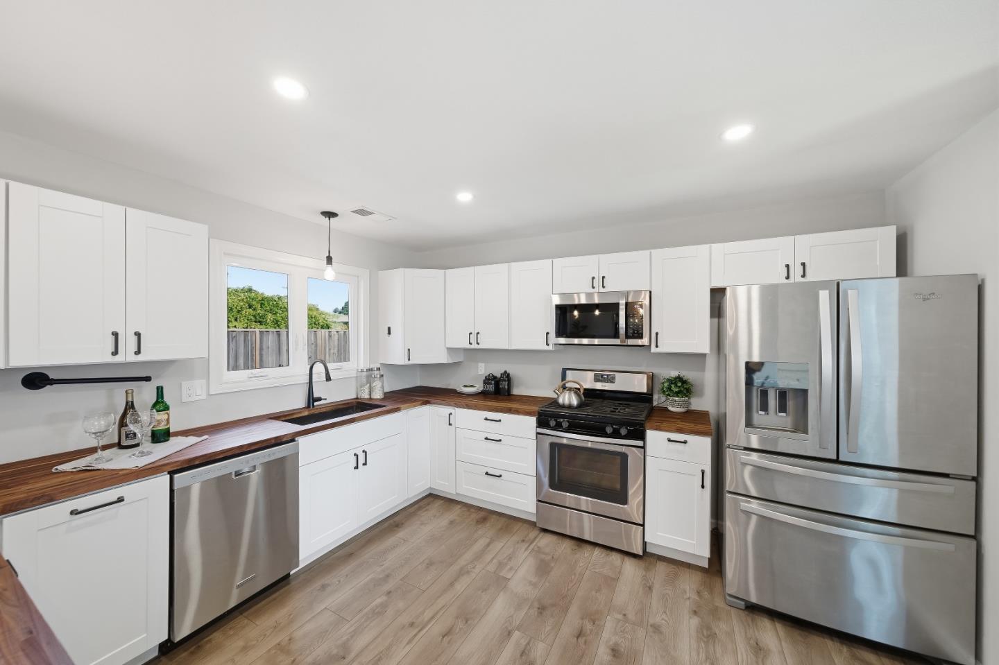 Detail Gallery Image 11 of 54 For 35942 Adobe Dr, Fremont,  CA 94536 - 3 Beds | 2 Baths