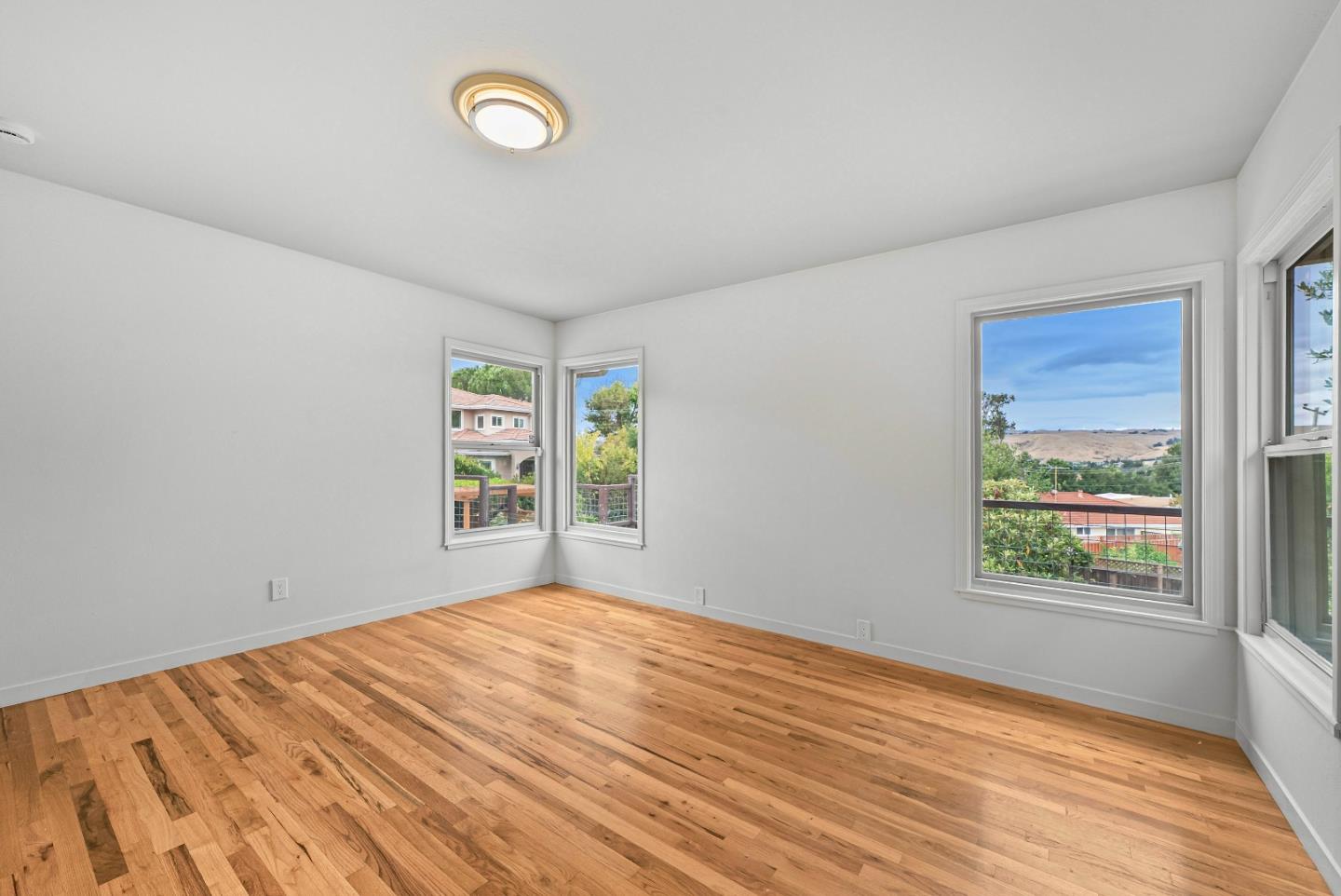 Detail Gallery Image 15 of 33 For 2785 Washington Blvd, Fremont,  CA 94539 - 4 Beds | 2 Baths