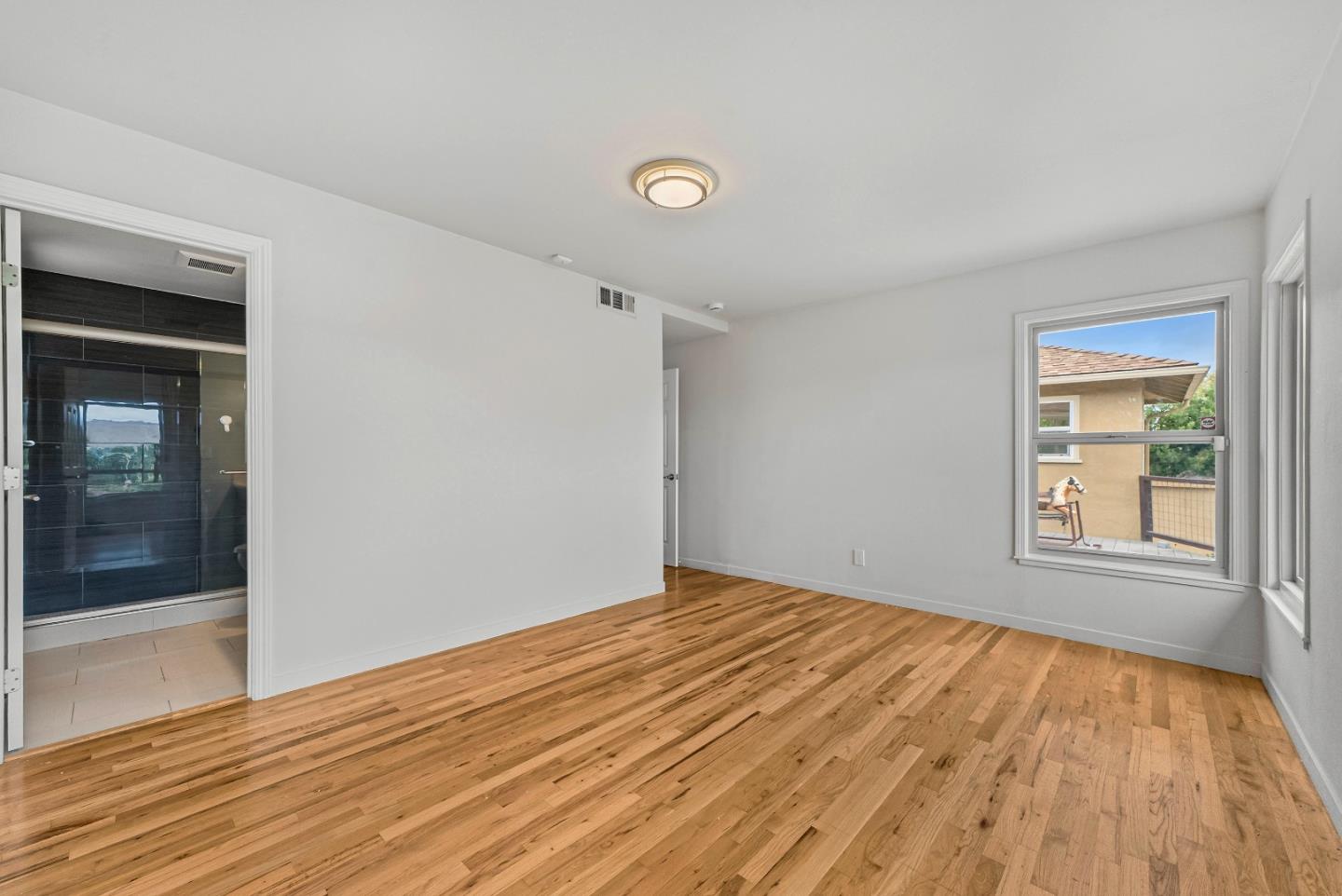 Detail Gallery Image 16 of 33 For 2785 Washington Blvd, Fremont,  CA 94539 - 4 Beds | 2 Baths