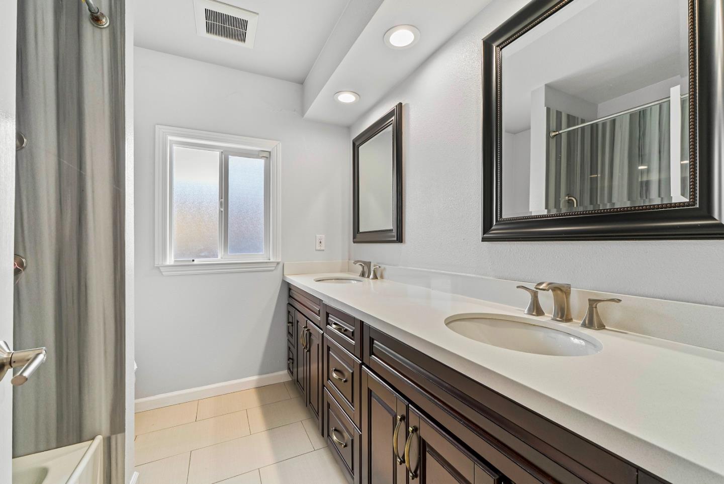 Detail Gallery Image 19 of 33 For 2785 Washington Blvd, Fremont,  CA 94539 - 4 Beds | 2 Baths