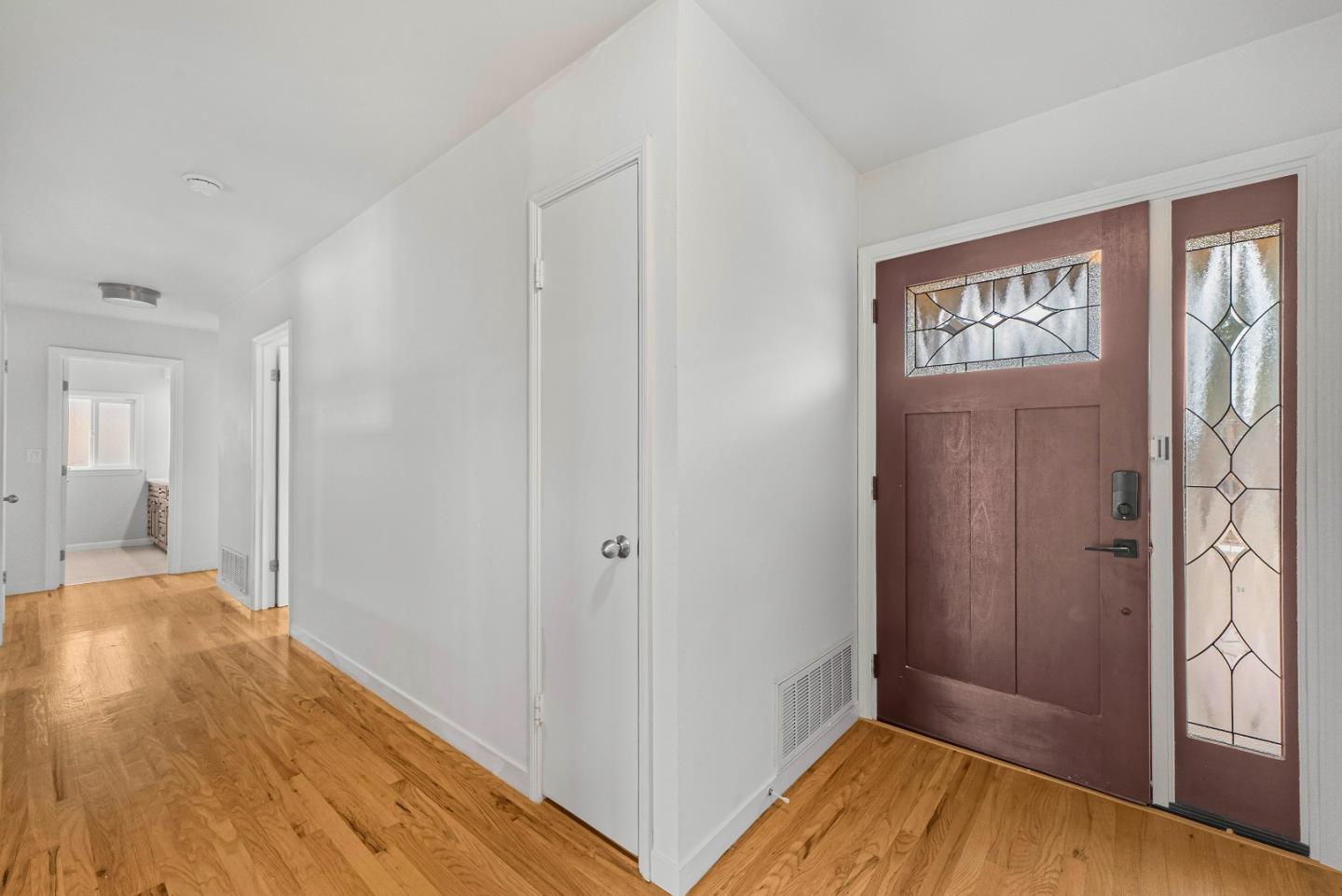 Detail Gallery Image 2 of 33 For 2785 Washington Blvd, Fremont,  CA 94539 - 4 Beds | 2 Baths