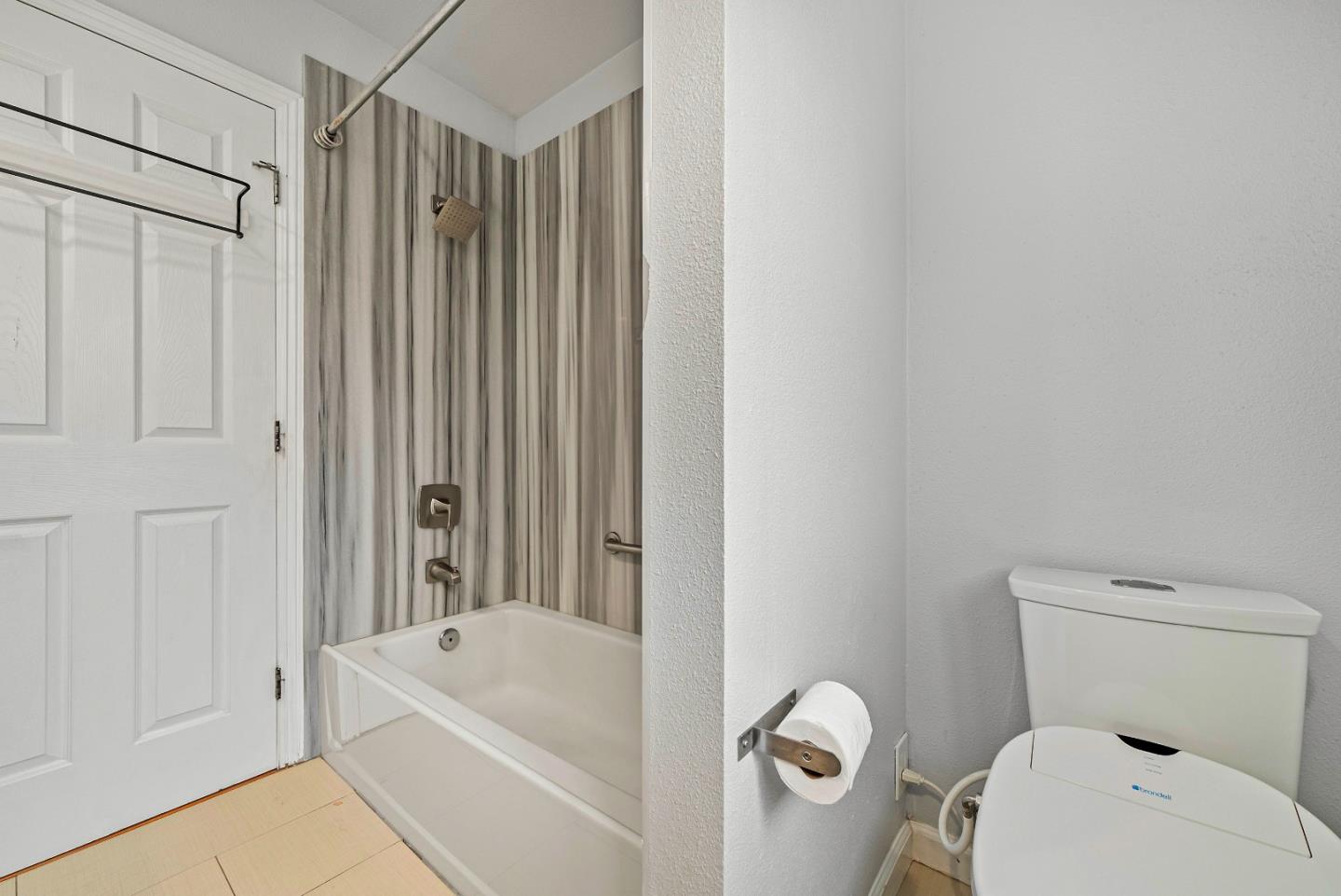 Detail Gallery Image 20 of 33 For 2785 Washington Blvd, Fremont,  CA 94539 - 4 Beds | 2 Baths