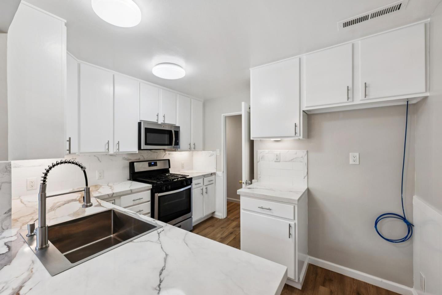 Detail Gallery Image 28 of 81 For 252 Soledad Dr, Monterey,  CA 93940 - 4 Beds | 2/1 Baths