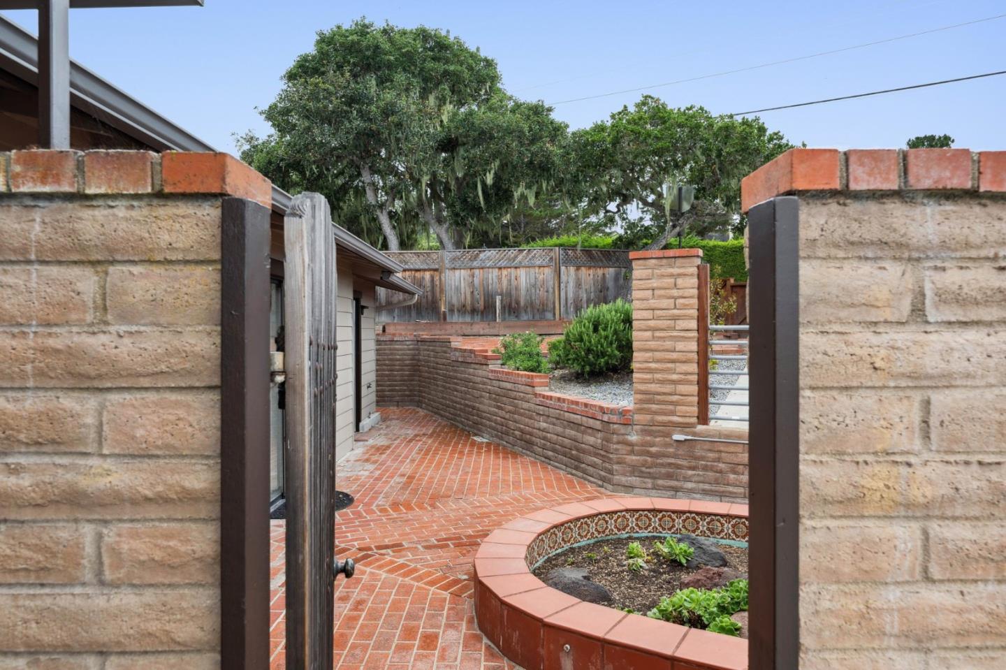 Detail Gallery Image 70 of 81 For 252 Soledad Dr, Monterey,  CA 93940 - 4 Beds | 2/1 Baths