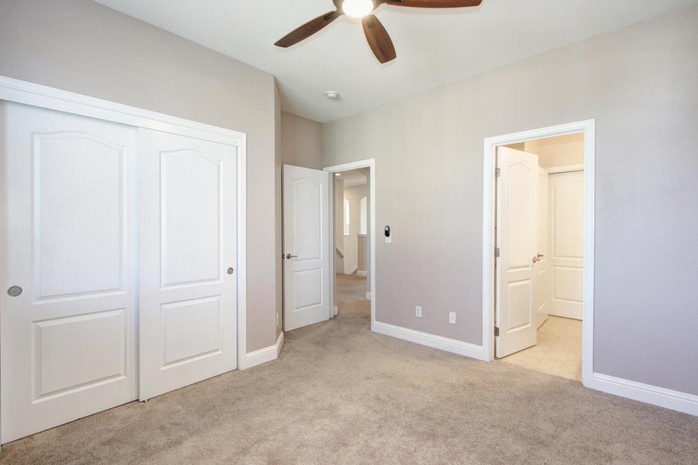 Detail Gallery Image 18 of 28 For 9987 Spring View Way, Elk Grove,  CA 95757 - 4 Beds | 3 Baths