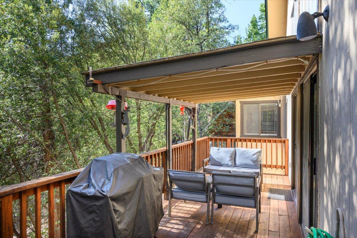 Detail Gallery Image 10 of 46 For 18861 Lookout Dr, Twain Harte,  CA 95383 - 3 Beds | 3 Baths