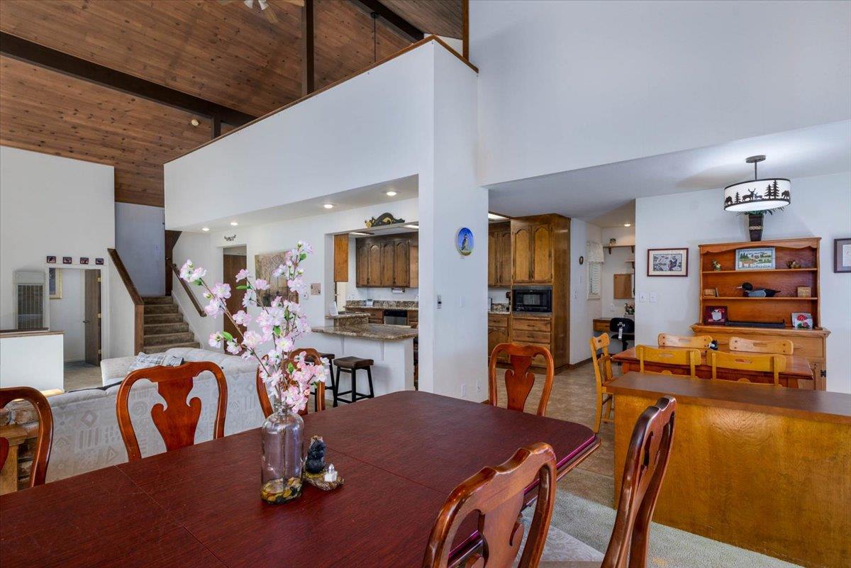 Detail Gallery Image 7 of 46 For 18861 Lookout Dr, Twain Harte,  CA 95383 - 3 Beds | 3 Baths