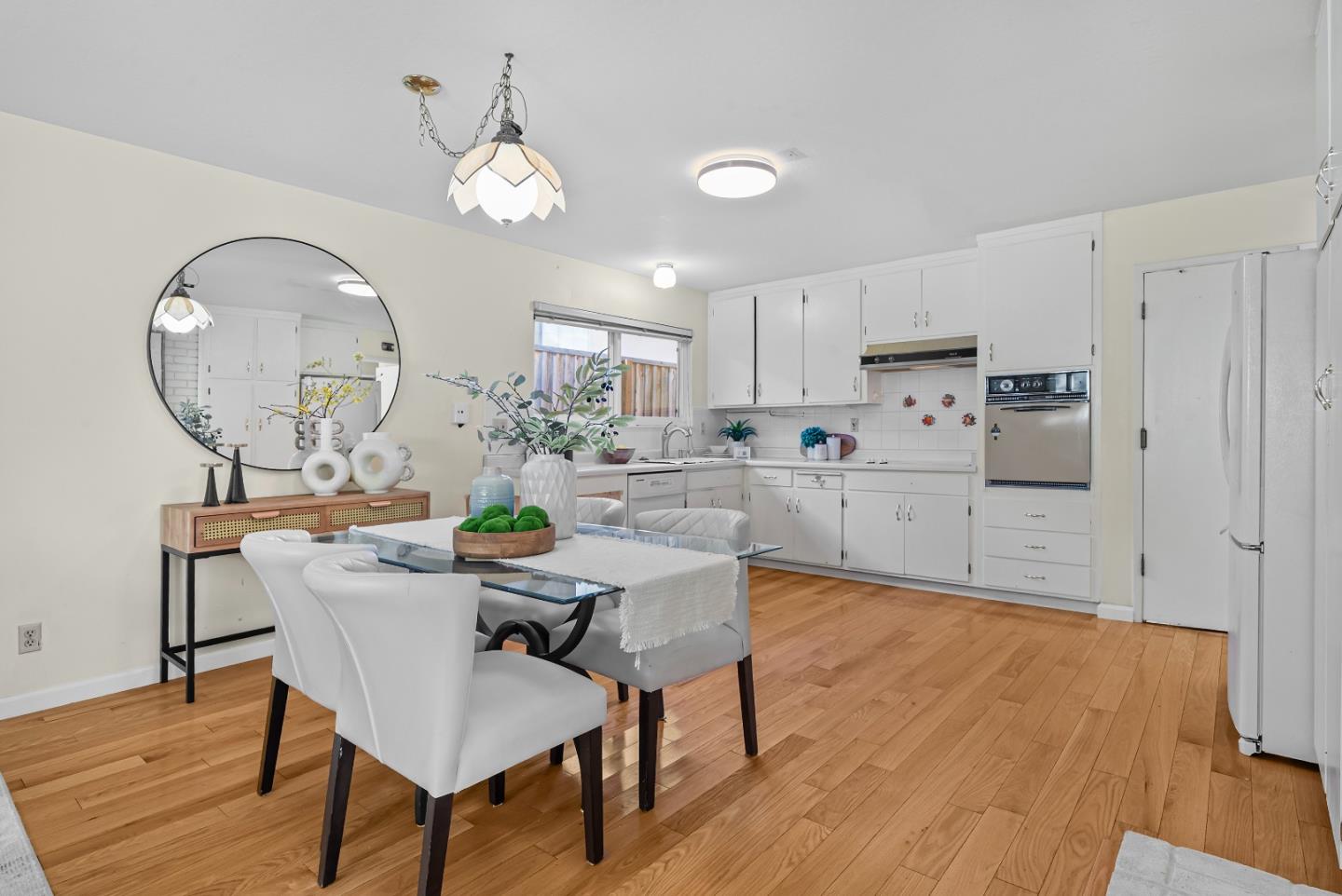 Detail Gallery Image 11 of 42 For 1694 Hyde Dr, Los Gatos,  CA 95032 - 3 Beds | 2 Baths