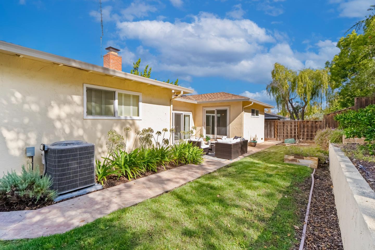 Detail Gallery Image 35 of 42 For 1694 Hyde Dr, Los Gatos,  CA 95032 - 3 Beds | 2 Baths