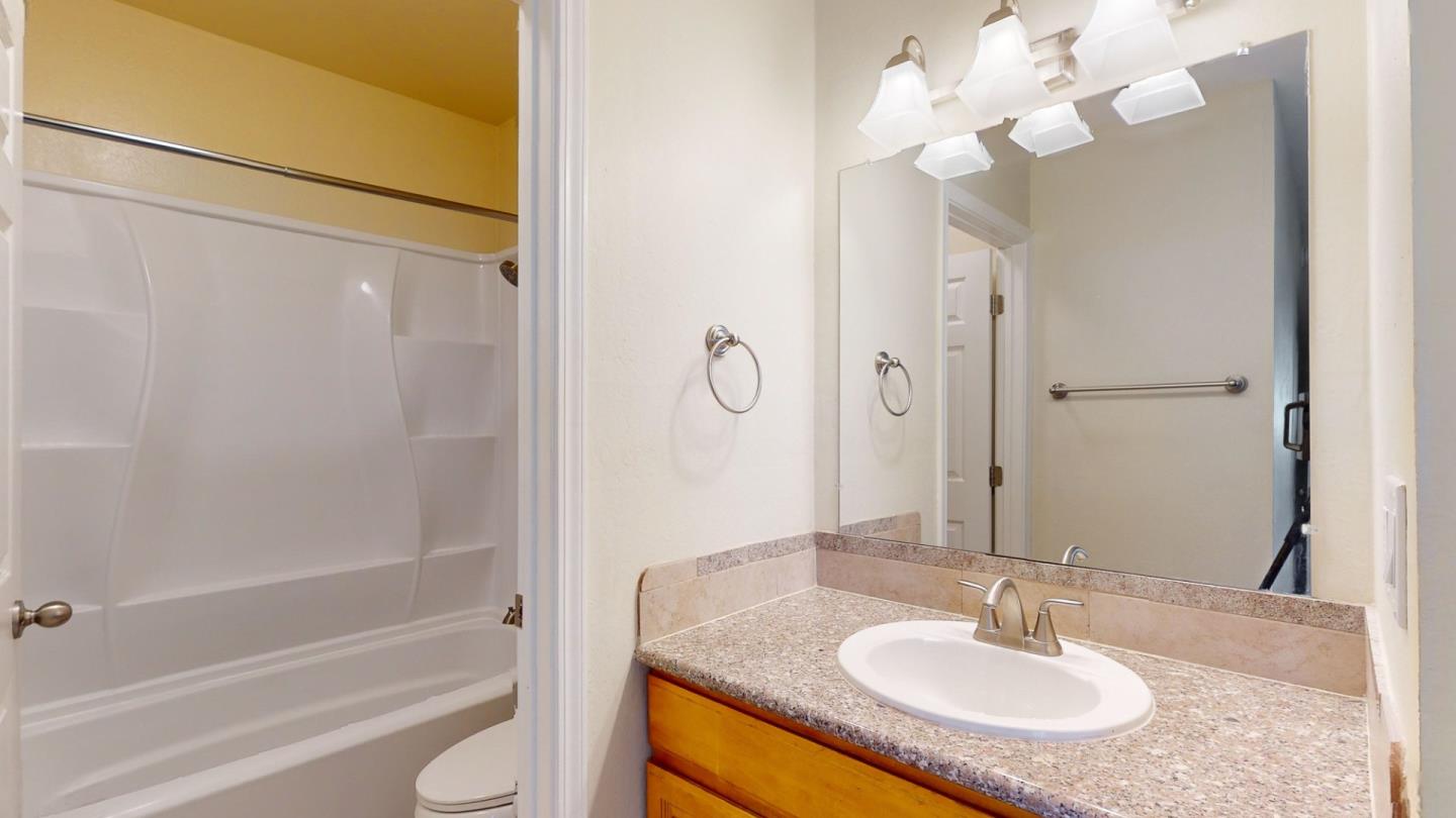 Detail Gallery Image 10 of 21 For 107 Marin St, San Rafael,  CA 94901 - – Beds | – Baths