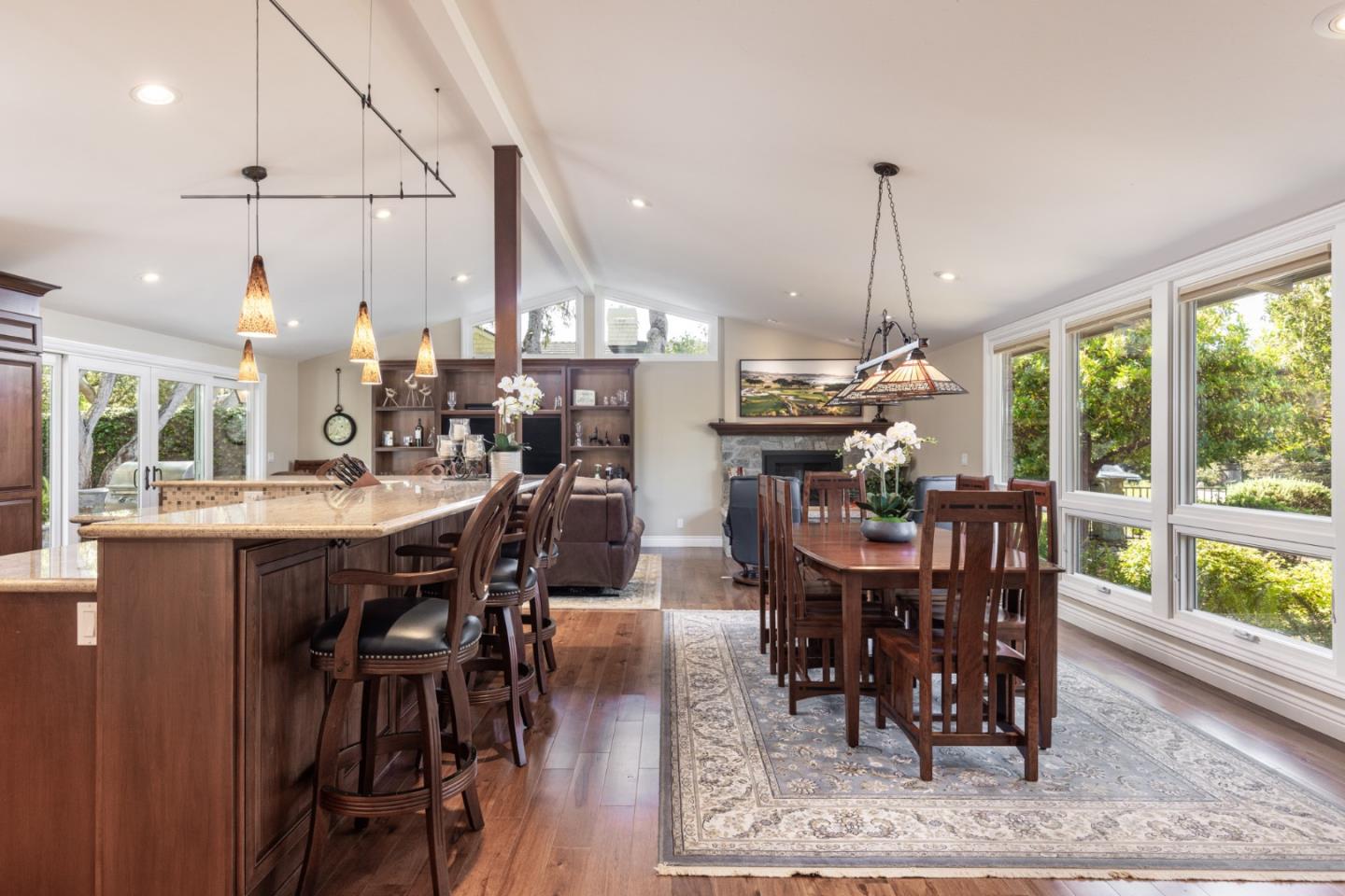 Detail Gallery Image 7 of 35 For 3125 Bird Rock Rd, Pebble Beach,  CA 93953 - 4 Beds | 3 Baths