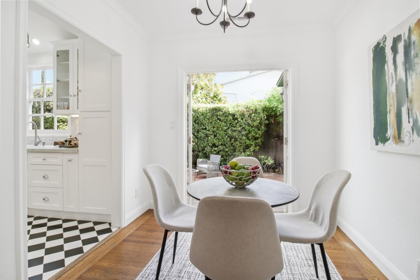 Detail Gallery Image 7 of 22 For 420 Williams Pl, San Mateo,  CA 94401 - 2 Beds | 1 Baths