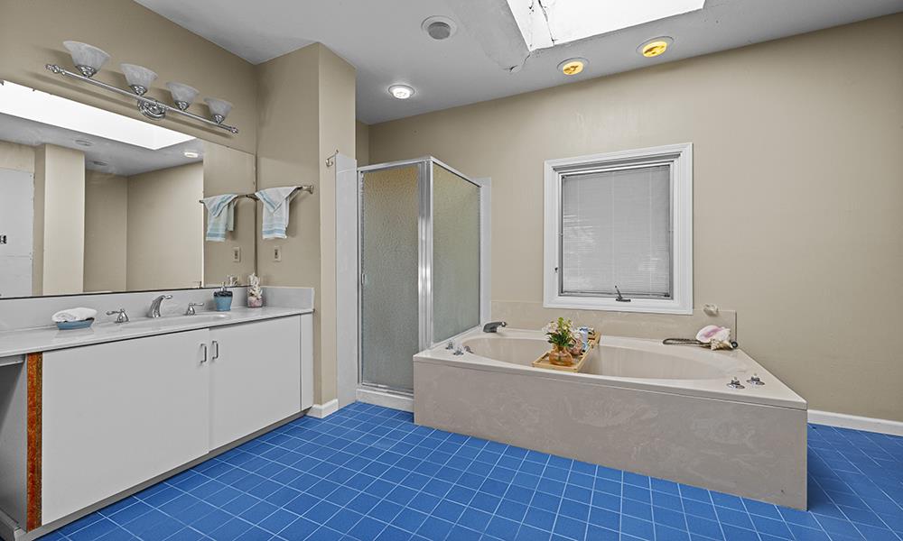 Detail Gallery Image 20 of 26 For 547 Mission Vineyard Rd, San Juan Bautista,  CA 95045 - 2 Beds | 2 Baths