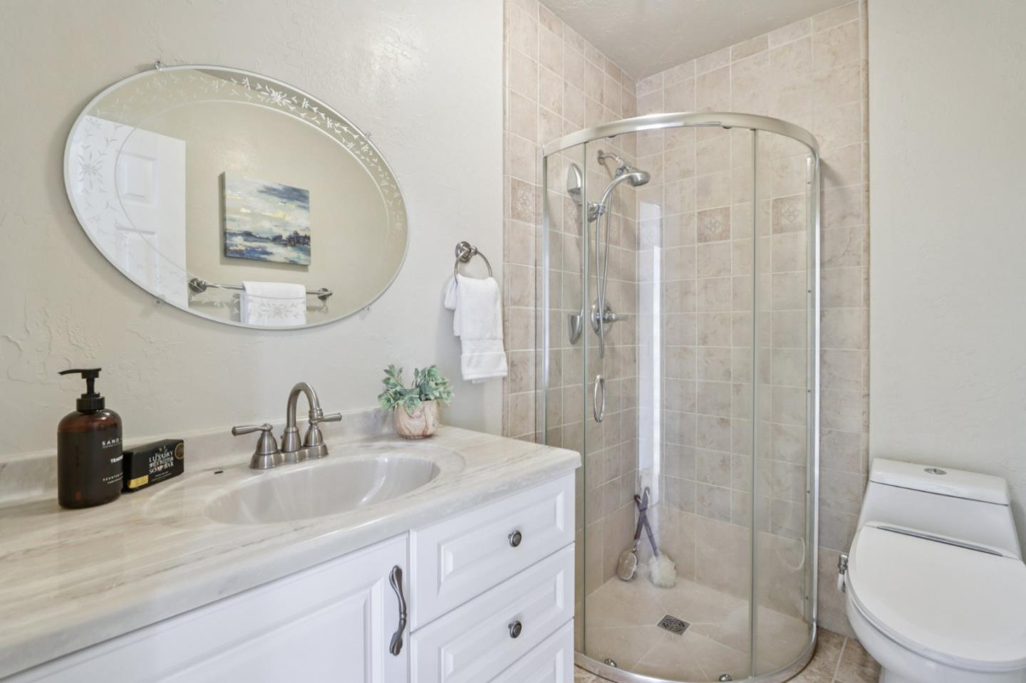 Detail Gallery Image 20 of 52 For 3012 Ellen Ct, Marina,  CA 93933 - 6 Beds | 4 Baths