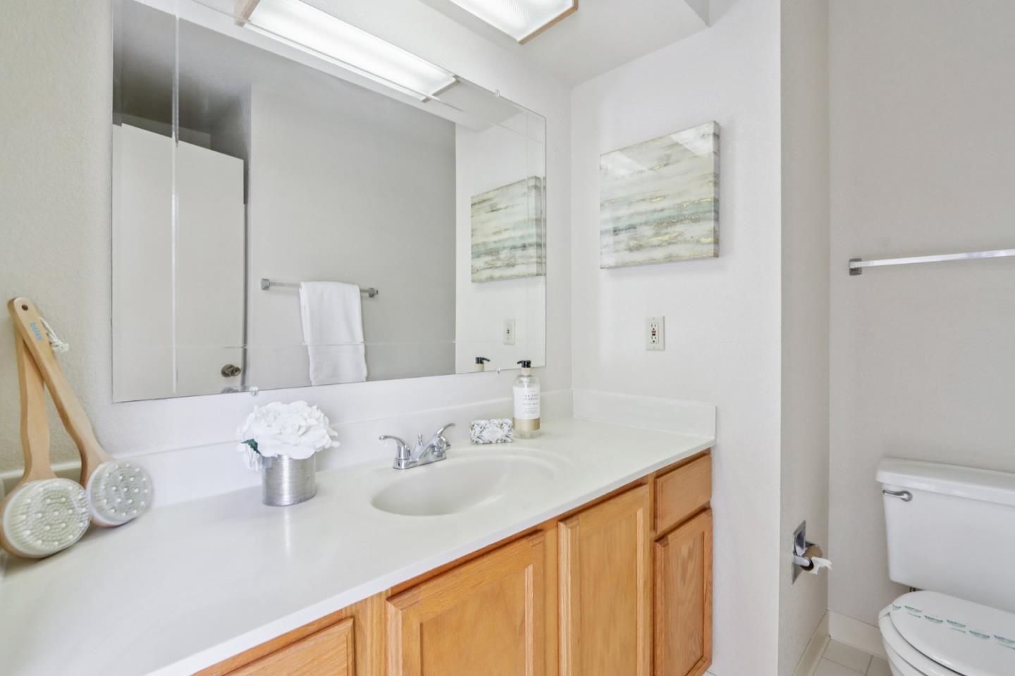 Detail Gallery Image 27 of 52 For 3012 Ellen Ct, Marina,  CA 93933 - 6 Beds | 4 Baths