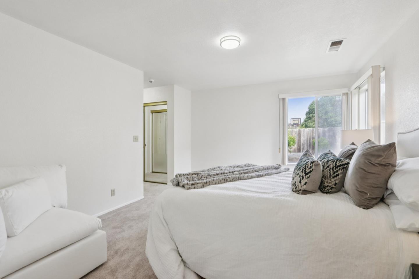 Detail Gallery Image 30 of 52 For 3012 Ellen Ct, Marina,  CA 93933 - 6 Beds | 4 Baths