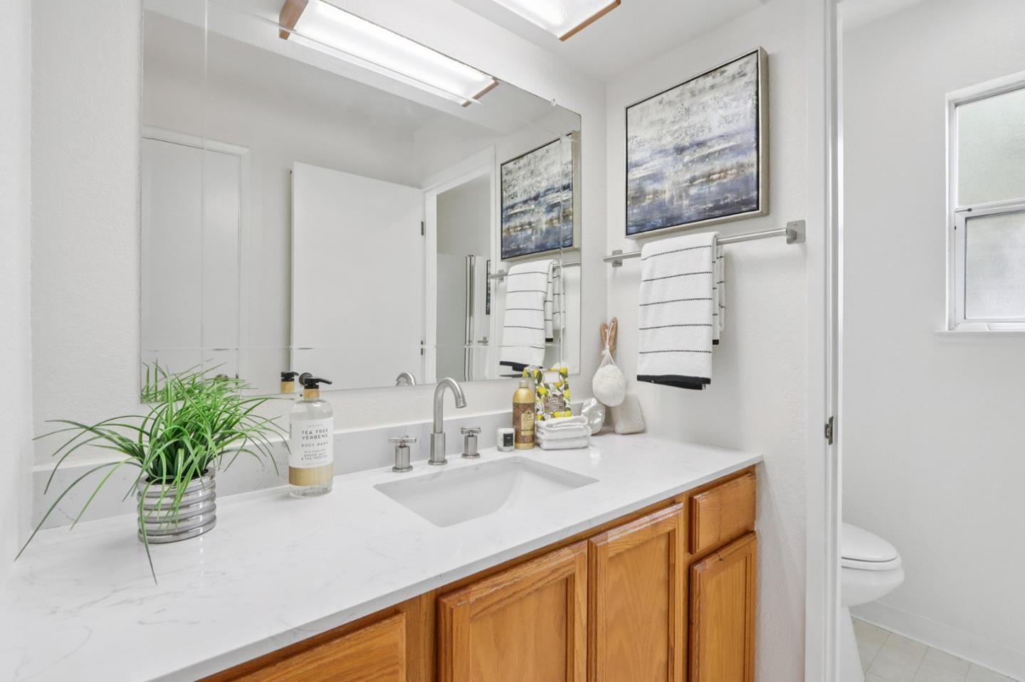 Detail Gallery Image 31 of 52 For 3012 Ellen Ct, Marina,  CA 93933 - 6 Beds | 4 Baths