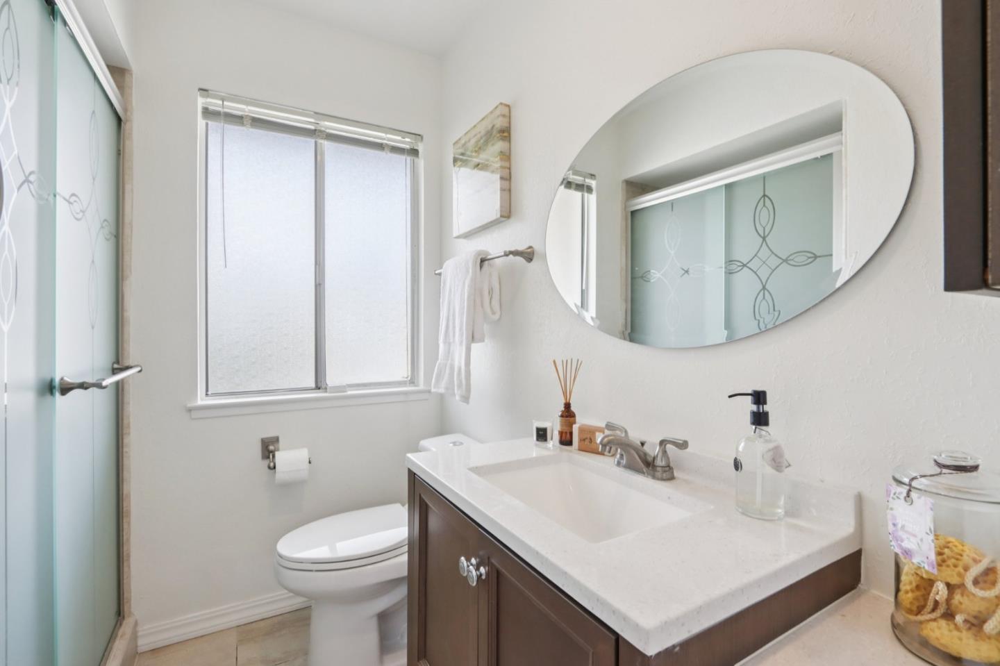 Detail Gallery Image 34 of 52 For 3012 Ellen Ct, Marina,  CA 93933 - 6 Beds | 4 Baths