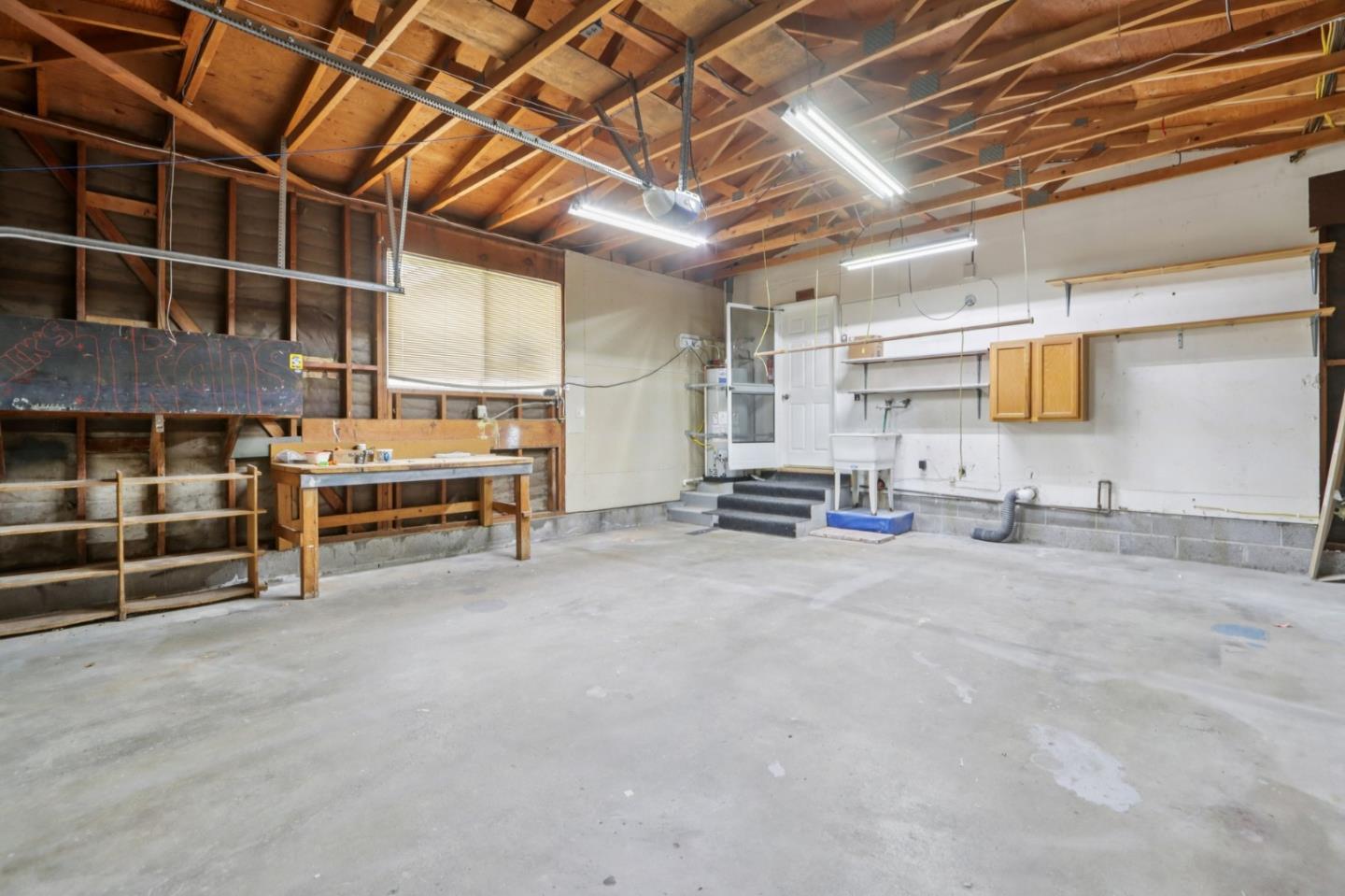 Detail Gallery Image 40 of 52 For 3012 Ellen Ct, Marina,  CA 93933 - 6 Beds | 4 Baths