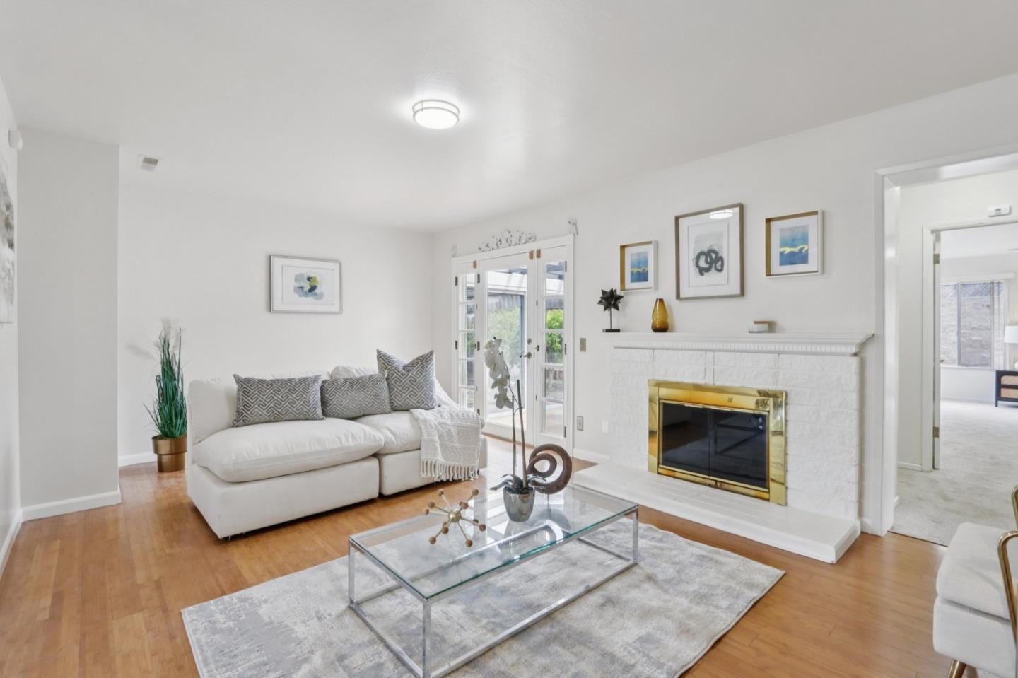 Detail Gallery Image 7 of 52 For 3012 Ellen Ct, Marina,  CA 93933 - 6 Beds | 4 Baths