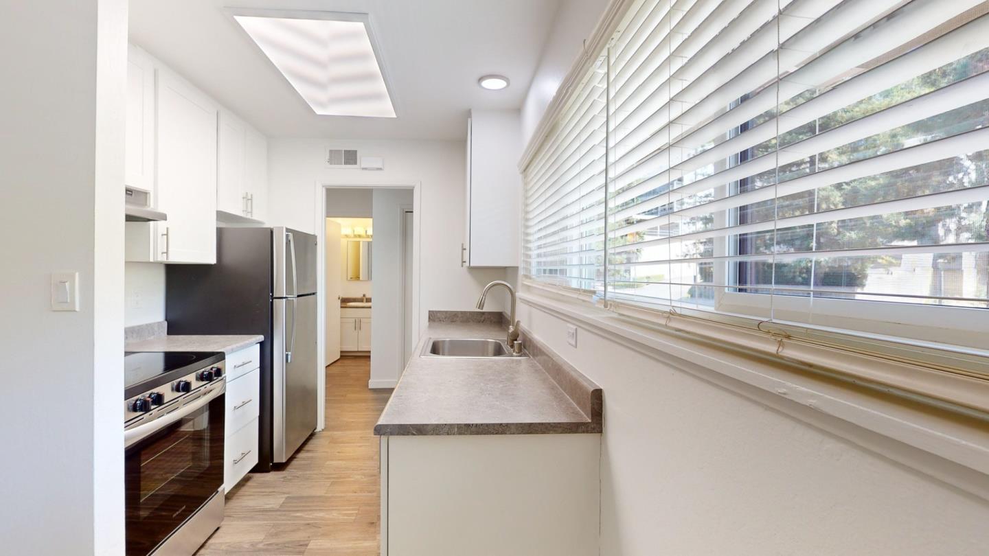 Detail Gallery Image 14 of 16 For 109 Professional Center Pkwy, San Rafael,  CA 94903 - – Beds | – Baths