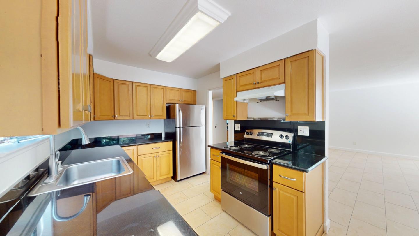 Detail Gallery Image 11 of 20 For 1 Clay Ct, Novato,  CA 94949 - – Beds | – Baths