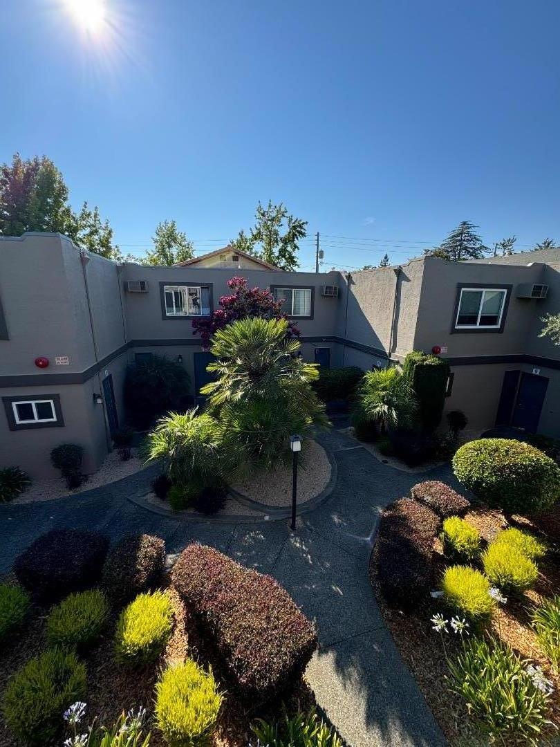 Detail Gallery Image 2 of 15 For 885 Broadway, Sonoma,  CA 95476 - – Beds | – Baths