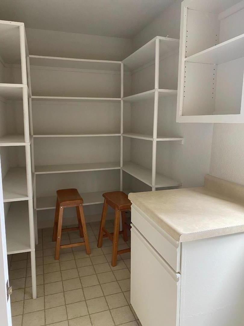 Detail Gallery Image 11 of 20 For 2751 Belmont Canyon Rd, Belmont,  CA 94002 - 4 Beds | 2/1 Baths