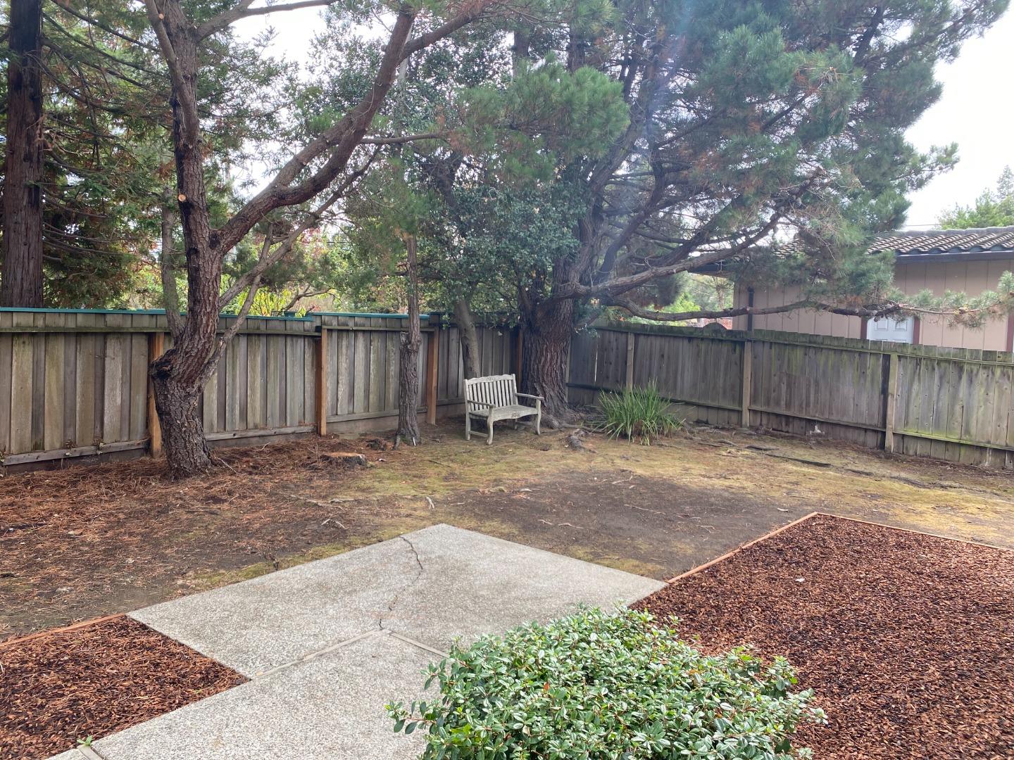 Detail Gallery Image 16 of 20 For 2751 Belmont Canyon Rd, Belmont,  CA 94002 - 4 Beds | 2/1 Baths