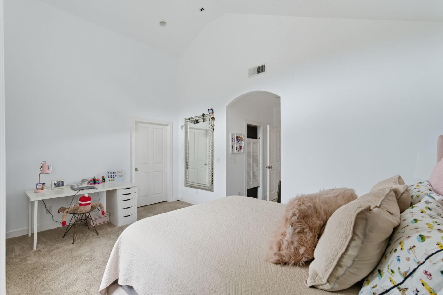 Detail Gallery Image 28 of 40 For 744 Colorado Ave, Palo Alto,  CA 94303 - 4 Beds | 4 Baths