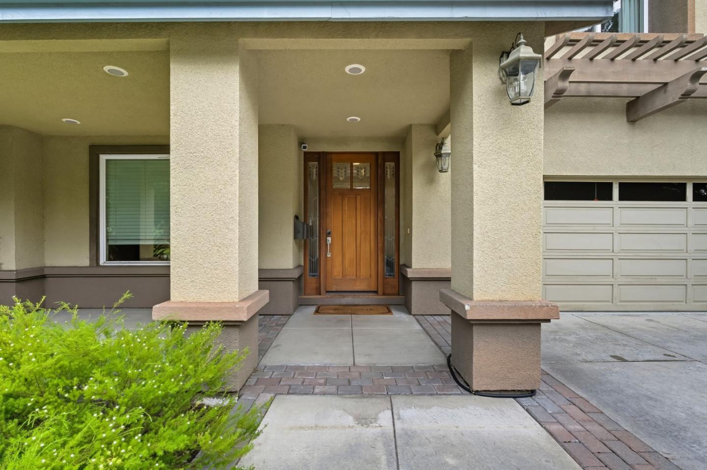 Detail Gallery Image 4 of 40 For 744 Colorado Ave, Palo Alto,  CA 94303 - 4 Beds | 4 Baths