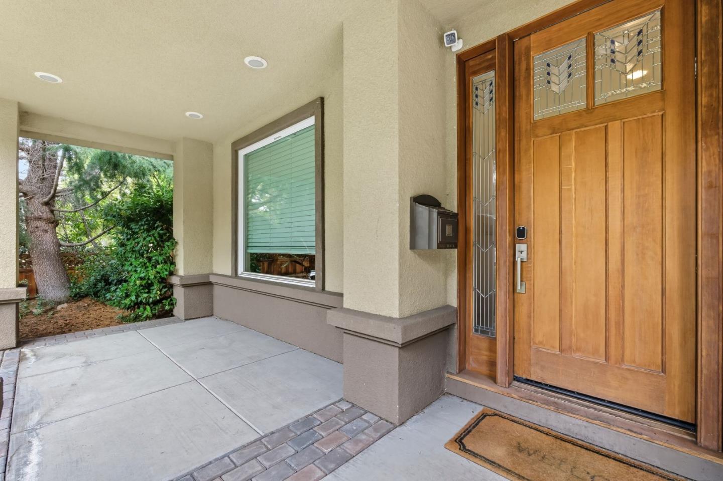 Detail Gallery Image 5 of 40 For 744 Colorado Ave, Palo Alto,  CA 94303 - 4 Beds | 4 Baths