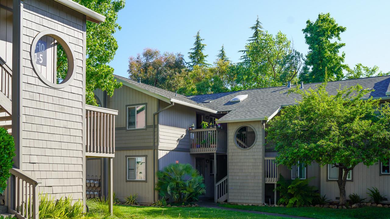 Detail Gallery Image 2 of 9 For 16914 Highway 12, Sonoma,  CA 95476 - – Beds | – Baths