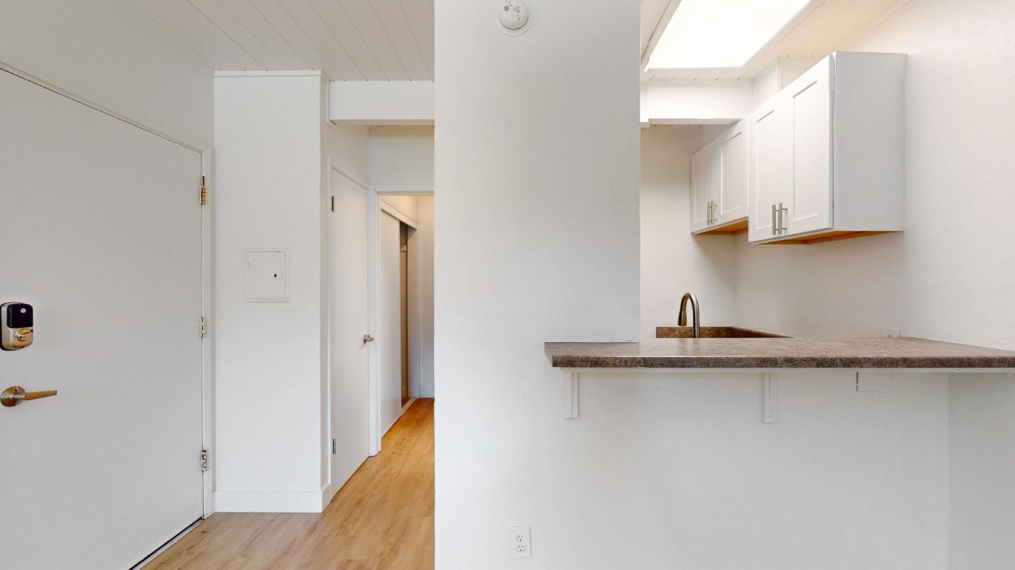 Detail Gallery Image 12 of 13 For 390 Woodland Ave, San Rafael,  CA 94901 - – Beds | – Baths