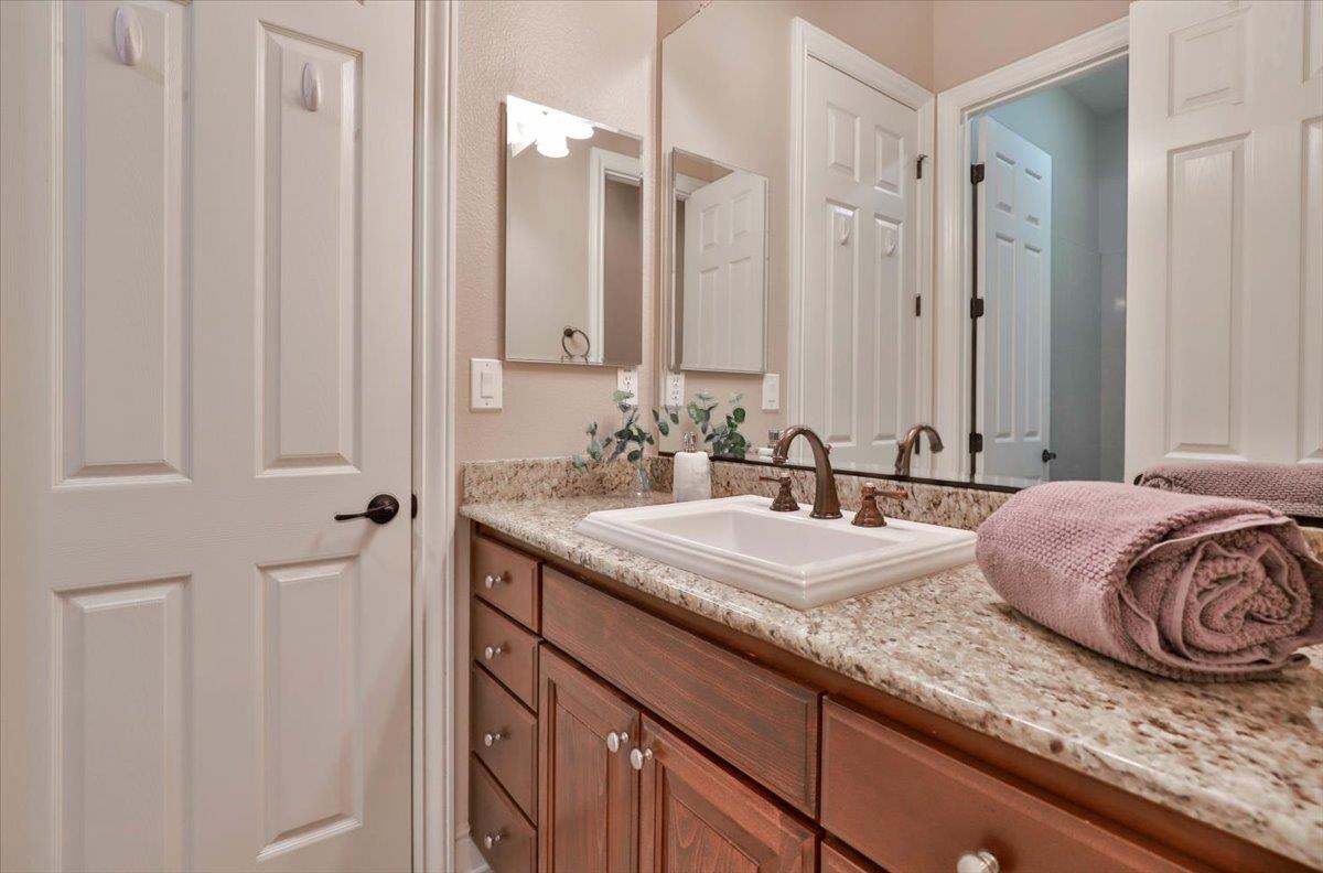 Detail Gallery Image 34 of 46 For 2719 Woodgate Way, Roseville,  CA 95747 - 4 Beds | 3 Baths