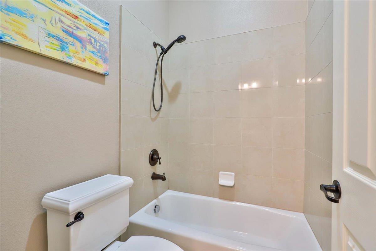 Detail Gallery Image 35 of 46 For 2719 Woodgate Way, Roseville,  CA 95747 - 4 Beds | 3 Baths