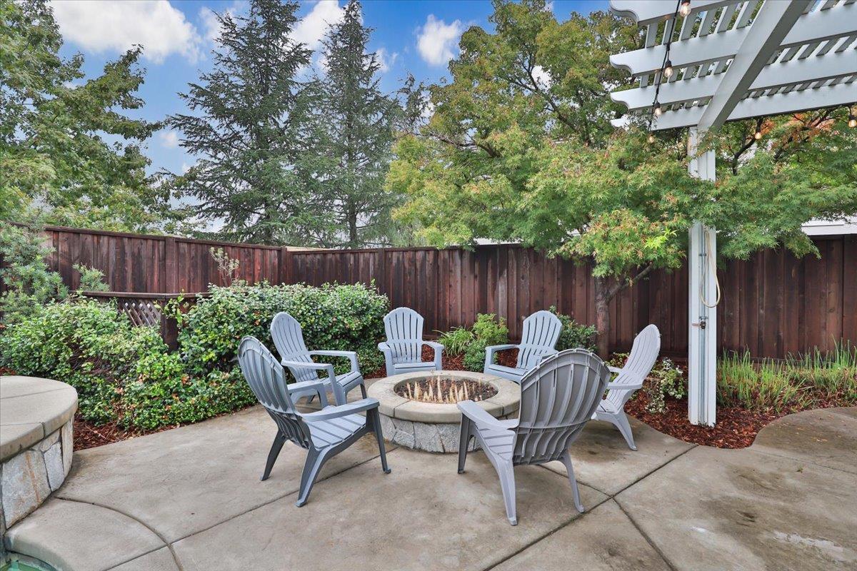 Detail Gallery Image 39 of 46 For 2719 Woodgate Way, Roseville,  CA 95747 - 4 Beds | 3 Baths