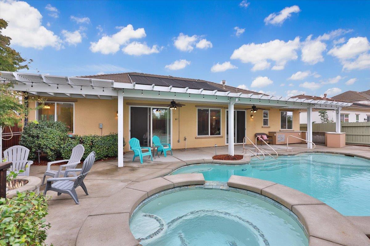 Detail Gallery Image 41 of 46 For 2719 Woodgate Way, Roseville,  CA 95747 - 4 Beds | 3 Baths