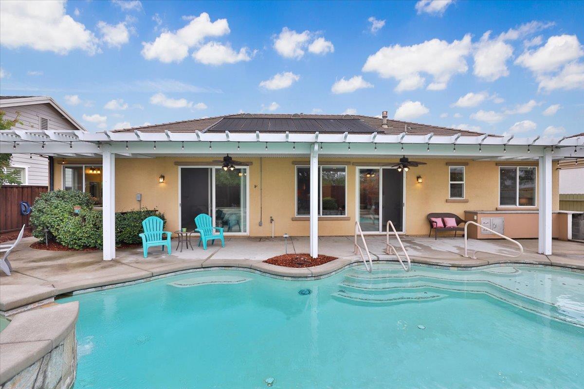 Detail Gallery Image 42 of 46 For 2719 Woodgate Way, Roseville,  CA 95747 - 4 Beds | 3 Baths