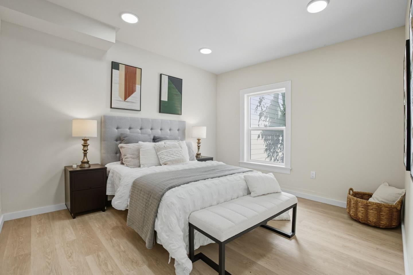 Detail Gallery Image 14 of 71 For 2931 San Bruno Ave, San Francisco,  CA 94134 - 4 Beds | 3/1 Baths