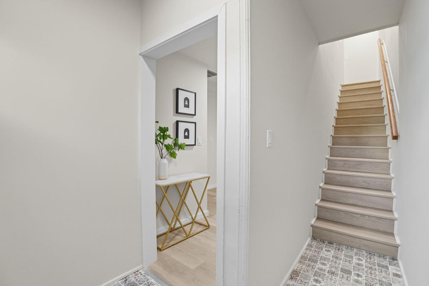 Detail Gallery Image 16 of 71 For 2931 San Bruno Ave, San Francisco,  CA 94134 - 4 Beds | 3/1 Baths