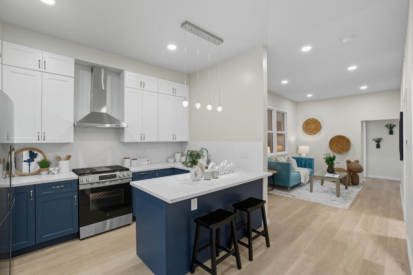 Detail Gallery Image 23 of 71 For 2931 San Bruno Ave, San Francisco,  CA 94134 - 4 Beds | 3/1 Baths