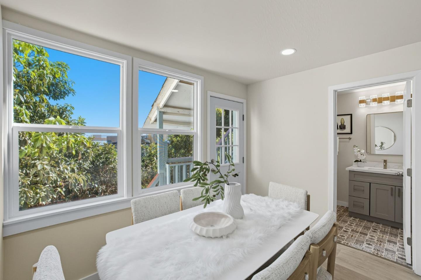 Detail Gallery Image 31 of 71 For 2931 San Bruno Ave, San Francisco,  CA 94134 - 4 Beds | 3/1 Baths