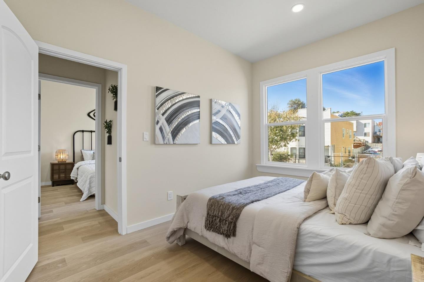 Detail Gallery Image 39 of 71 For 2931 San Bruno Ave, San Francisco,  CA 94134 - 4 Beds | 3/1 Baths