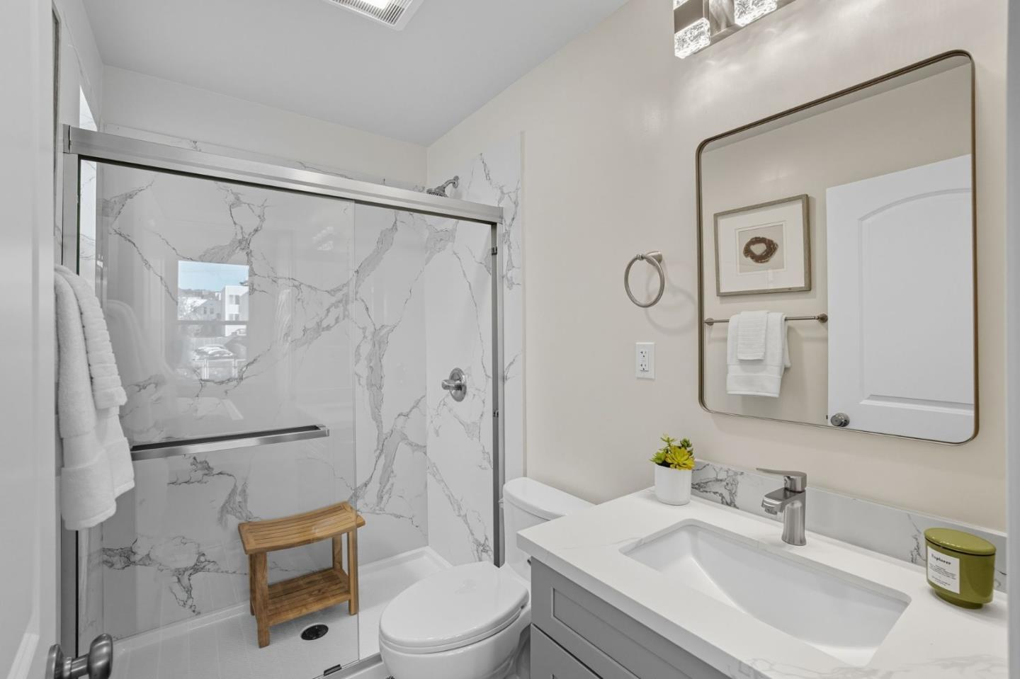 Detail Gallery Image 41 of 71 For 2931 San Bruno Ave, San Francisco,  CA 94134 - 4 Beds | 3/1 Baths