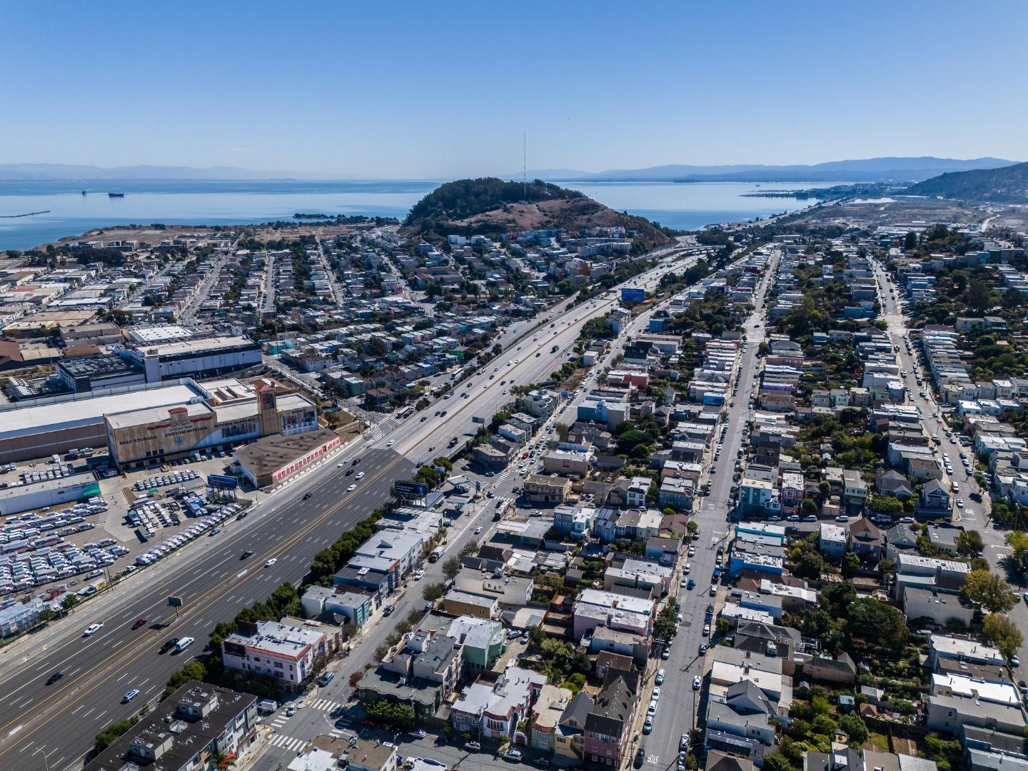 Detail Gallery Image 64 of 71 For 2931 San Bruno Ave, San Francisco,  CA 94134 - 4 Beds | 3/1 Baths
