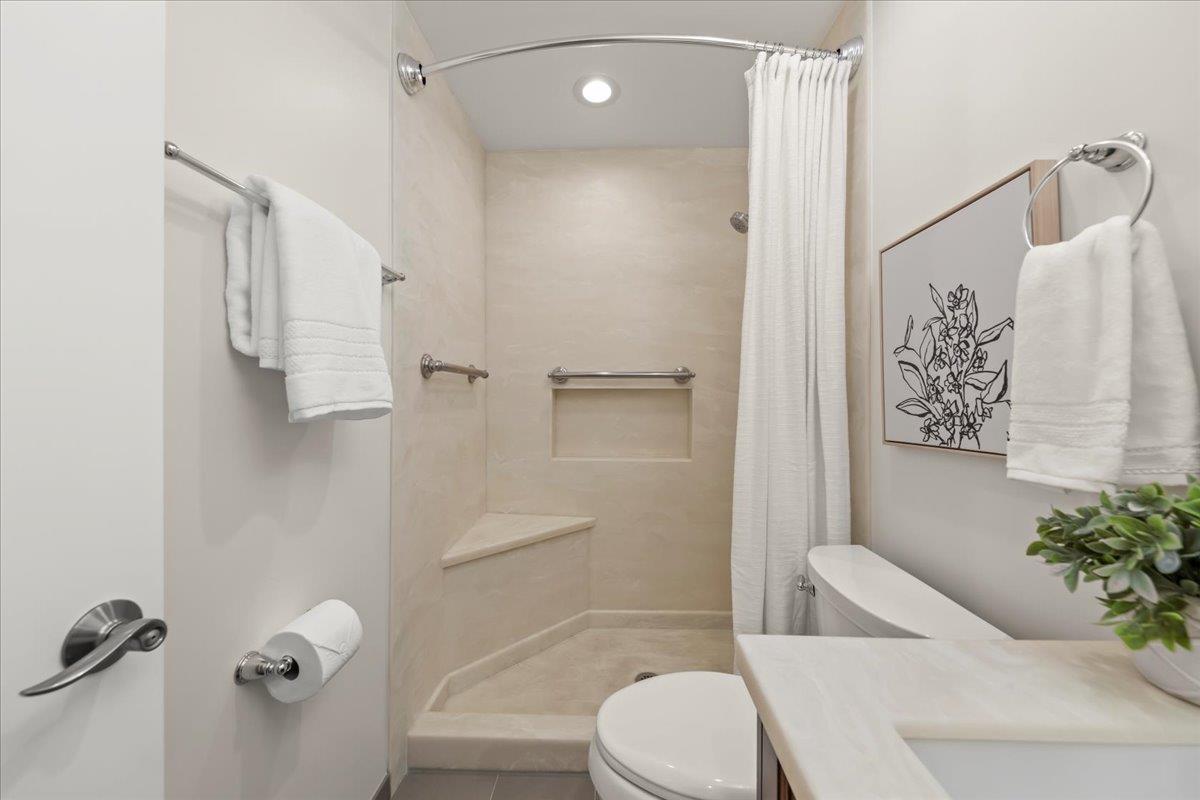 Detail Gallery Image 20 of 50 For 2576 Knightsbridge Ln, Santa Clara,  CA 95051 - 3 Beds | 2/1 Baths