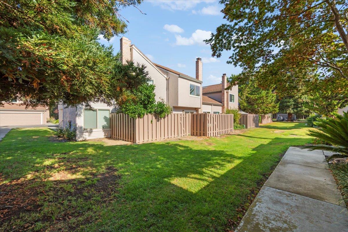 Detail Gallery Image 34 of 50 For 2576 Knightsbridge Ln, Santa Clara,  CA 95051 - 3 Beds | 2/1 Baths