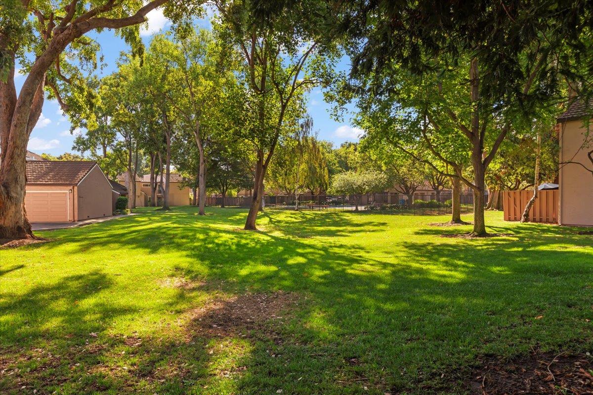 Detail Gallery Image 42 of 50 For 2576 Knightsbridge Ln, Santa Clara,  CA 95051 - 3 Beds | 2/1 Baths