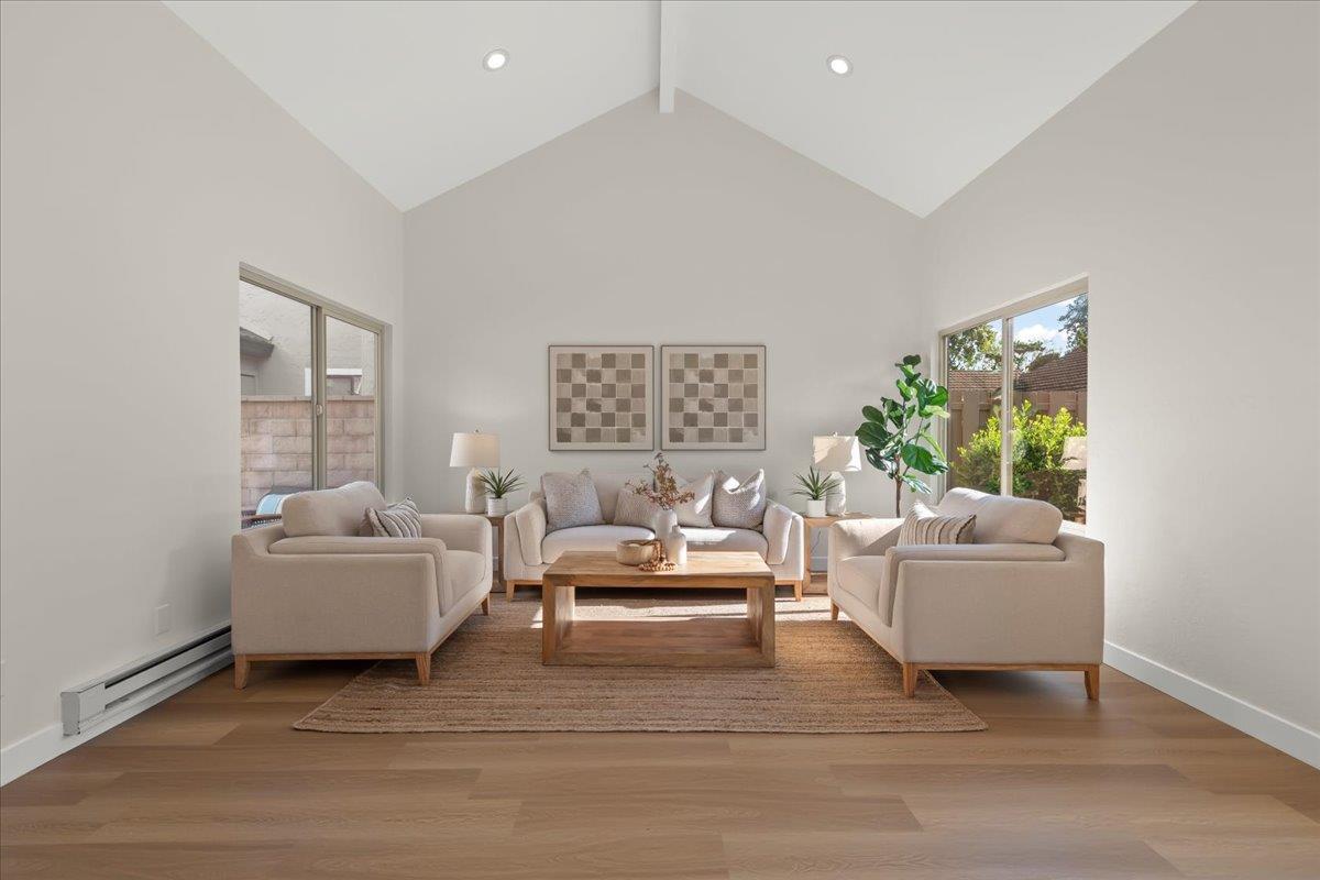 Detail Gallery Image 5 of 50 For 2576 Knightsbridge Ln, Santa Clara,  CA 95051 - 3 Beds | 2/1 Baths